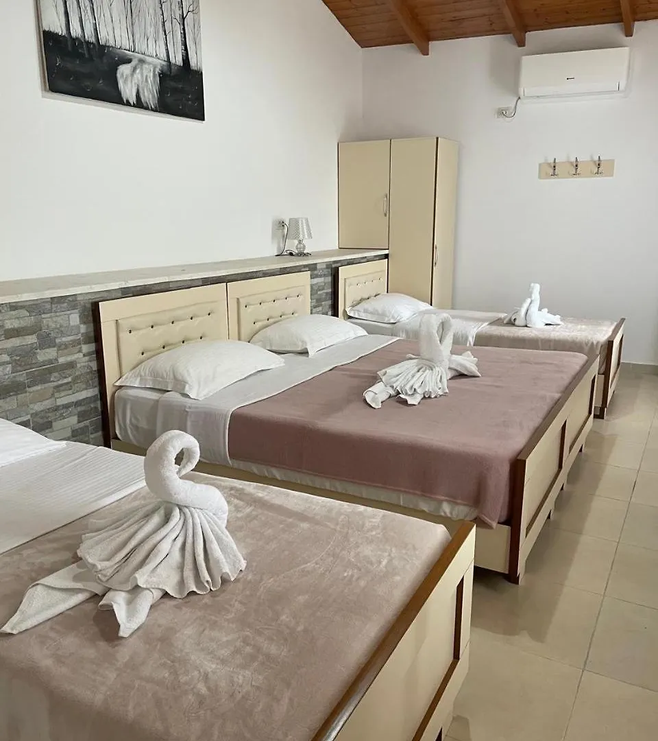 R Hotel Zhaban Albanien