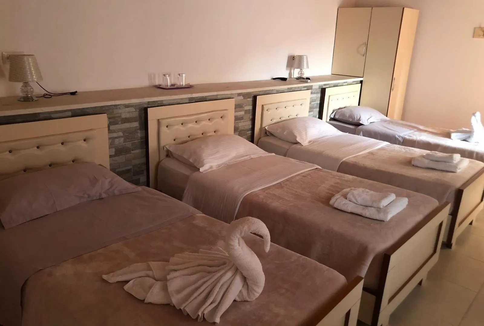 R Hotel Zhaban