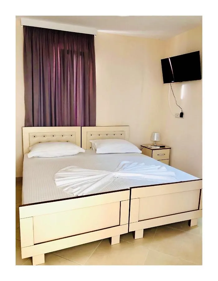 R Hotel Corovode